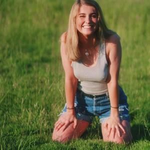 Meet your Posher, Hannah